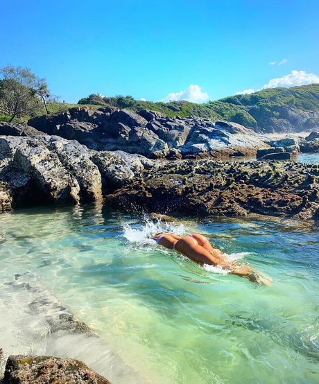 Desi Johnson profile image