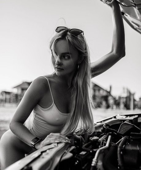 イギリス人熟女OnlyFans 無料裸 画像