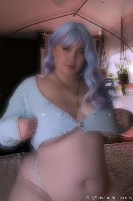 bbwgoddessmilo ホットスター 写真