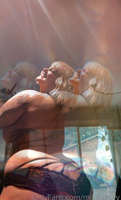 bbwgoddessmilo スター ヌード 写真