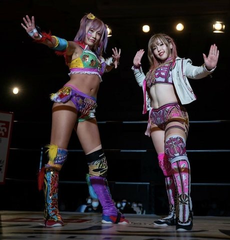 ビキニストリップOnlyFans ヌード 画像