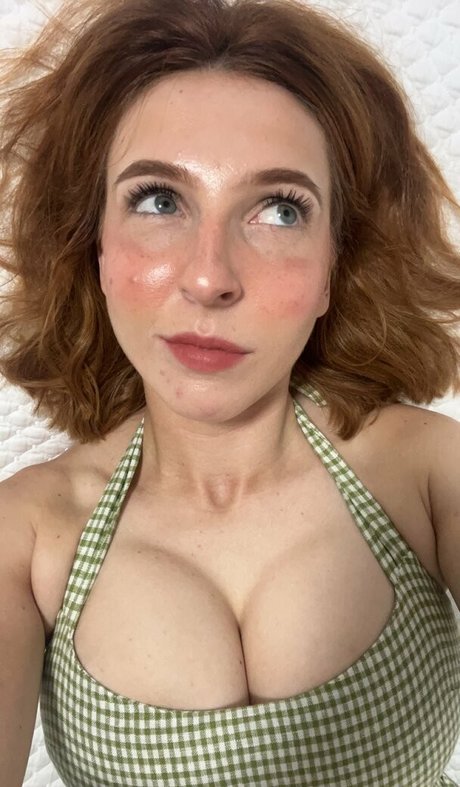 MeganBitchell エロティックなスター 写真