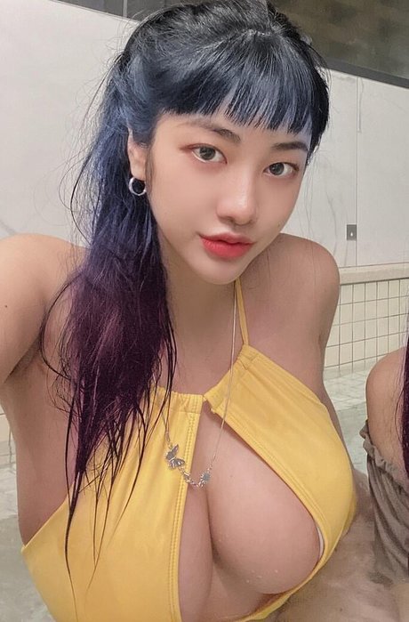 Tashay0ung ポルノスター セクシー 写真