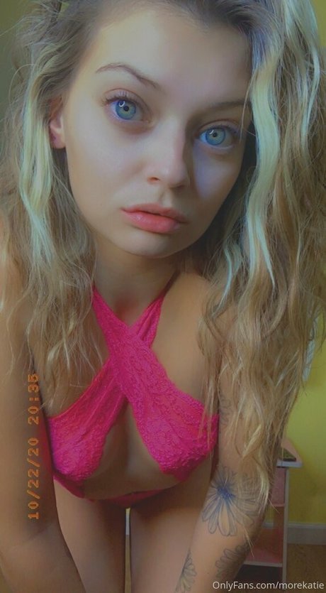 痩せたブロンドのOnlyFans ホットセックス 画像