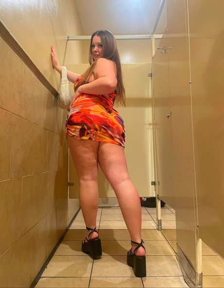 Lilly47 xxxポルノスター 画像