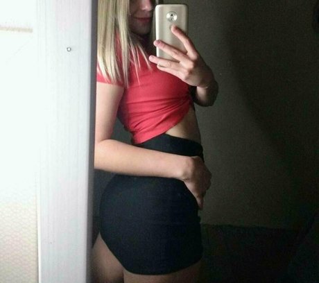 agussmunich 高品質モデル 写真