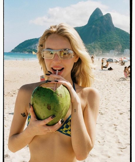 本物の熟女OnlyFans 無料裸 画像