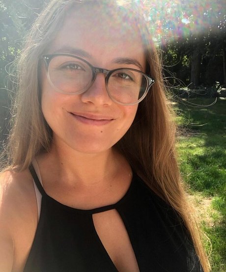 Adventures And Naps ポルノスター 裸 画像