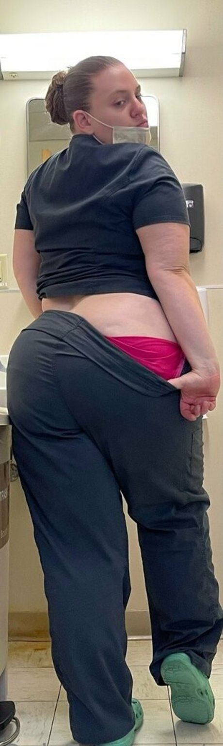 seenala 裸のスター 写真