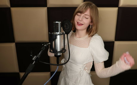 アナルパウグオンリーファンズ 素敵 ギャラリー