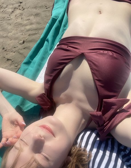 コスプレ フェムボーイ オンリーファンズ 美しい裸 写真