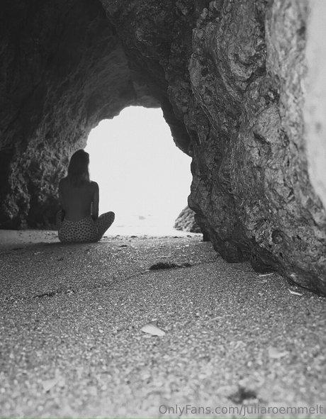 アジアの女の子限定ファン 無料 写真