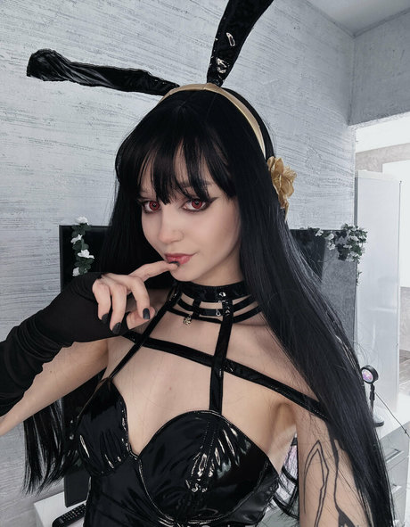 pipsyo ポルノスター エロティック ギャラリー