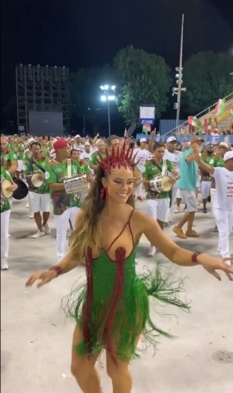 Paolla Oliveira アートモデル 写真