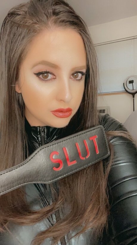 ドイツのアマチュアOnlyFans 無料裸 画像