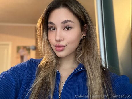 Lunaluminosa555 ホットなポルノスター 写真