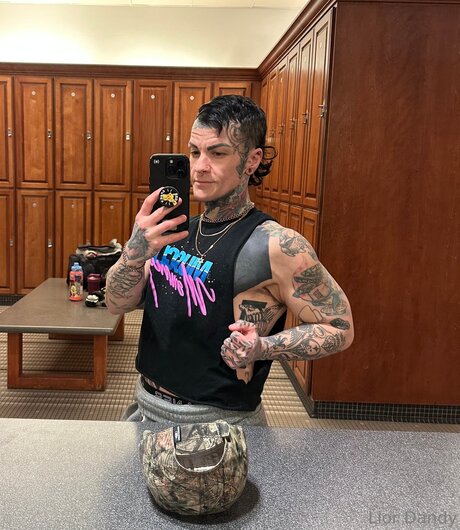 裸のトゥインクOnlyFans アダルト 画像