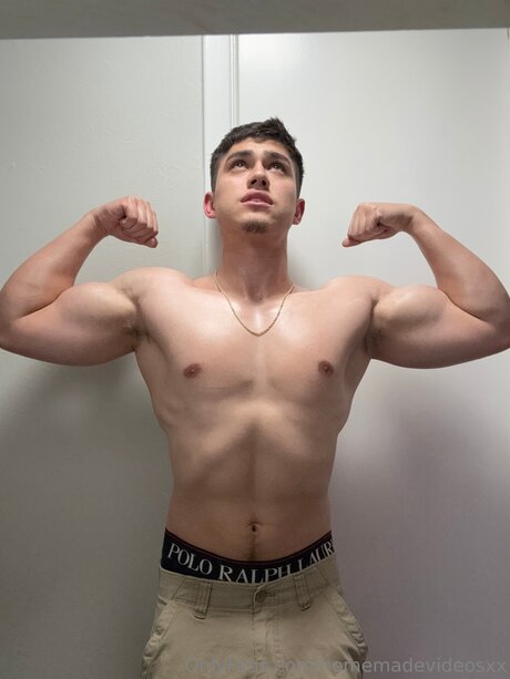 射精 OnlyFans ホット裸 画像