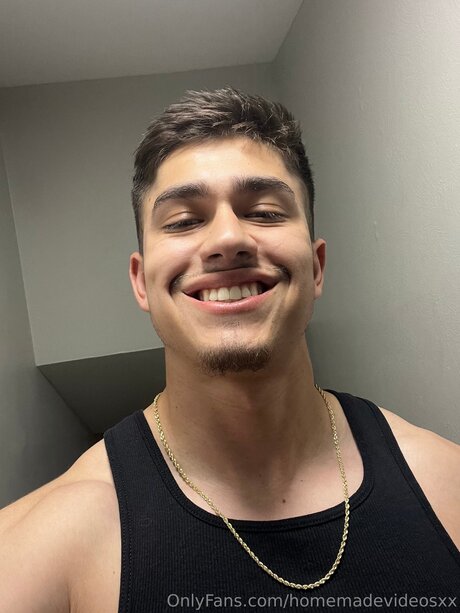 ビキニストリップOnlyFans HD 画像