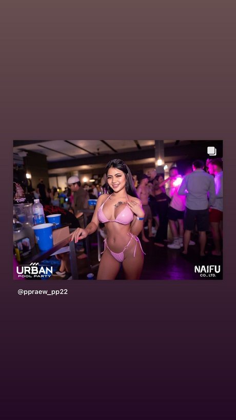 大きなお尻のアジア人OnlyFans ポルノ 写真