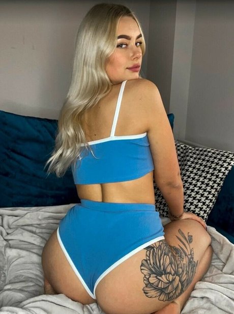 Angel Nura 最高のモデル 画像