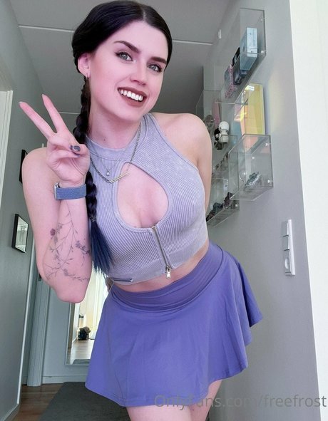 ランジェリーベイビーOnlyFans HD 画像