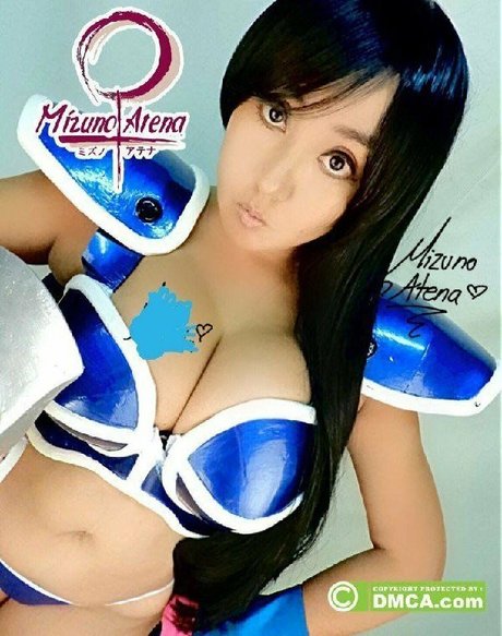 アジア人トゥインクOnlyFans セクシー裸 写真