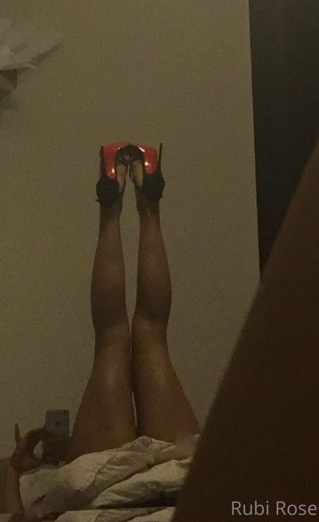 ランジェリーベイビーOnlyFans セックス 写真