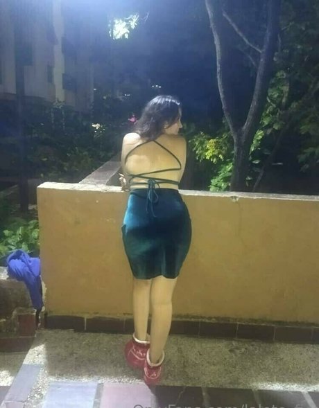 客室乗務員 OnlyFans ホットセクシー ギャラリー