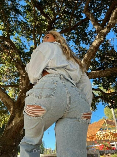 Kayla Simmons ポルノスター ヌード 写真