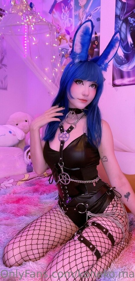 巨乳とお尻のOnlyFans 美しいヌード 写真