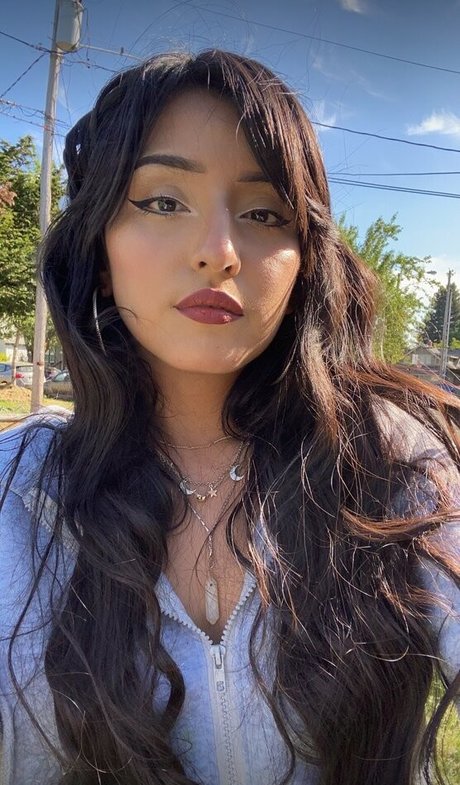 Carababexx 独占ポルノスター ギャラリー