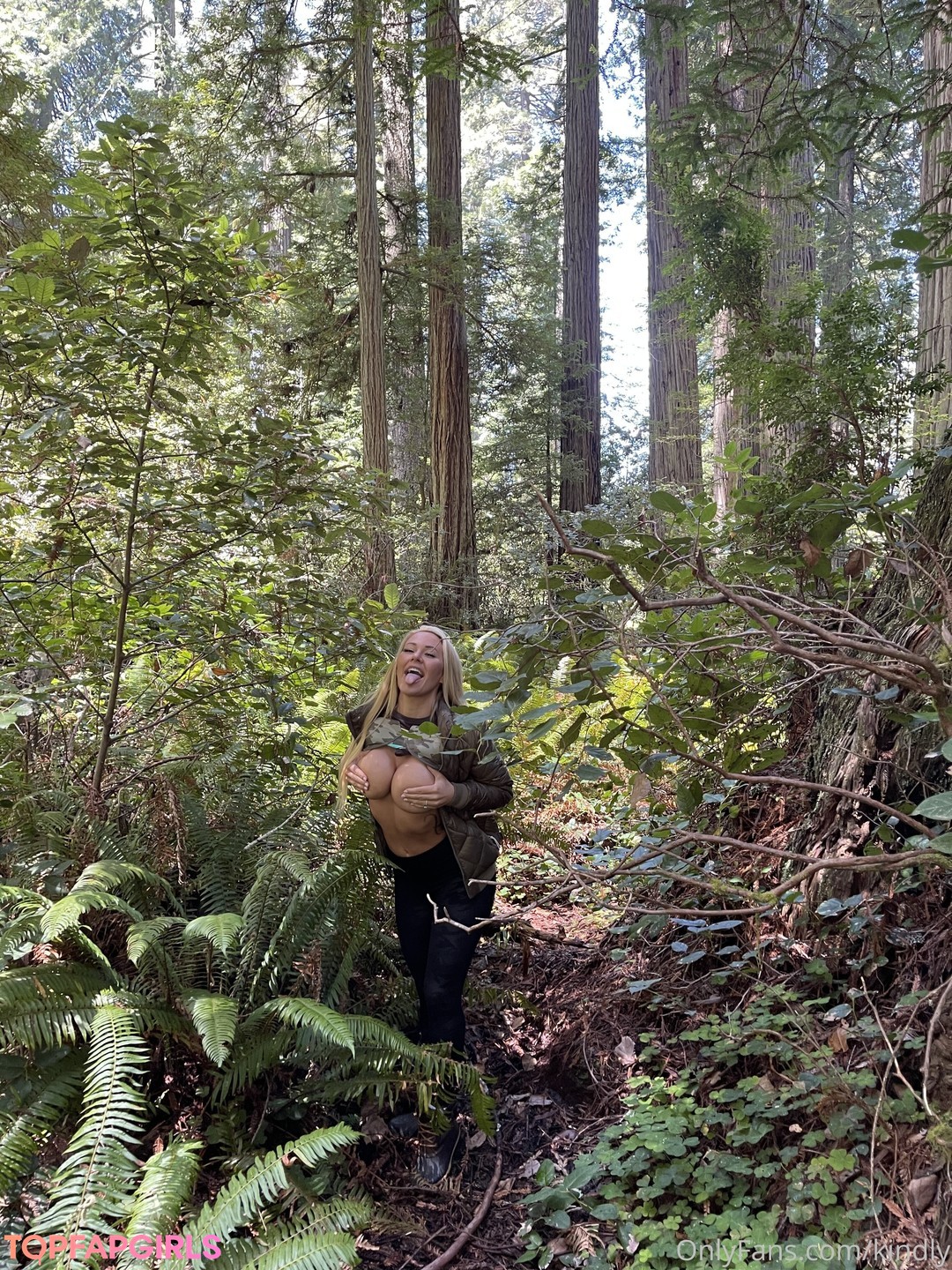 ニューハーフ巨乳OnlyFans 無料ヌード ギャラリー