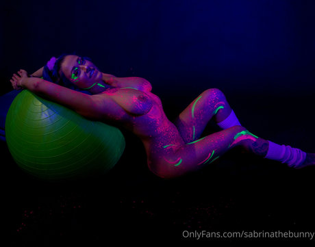 フラットオンリーファン ホット裸 写真