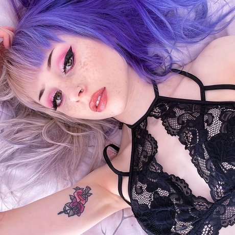 Anaelic アダルト女優 写真