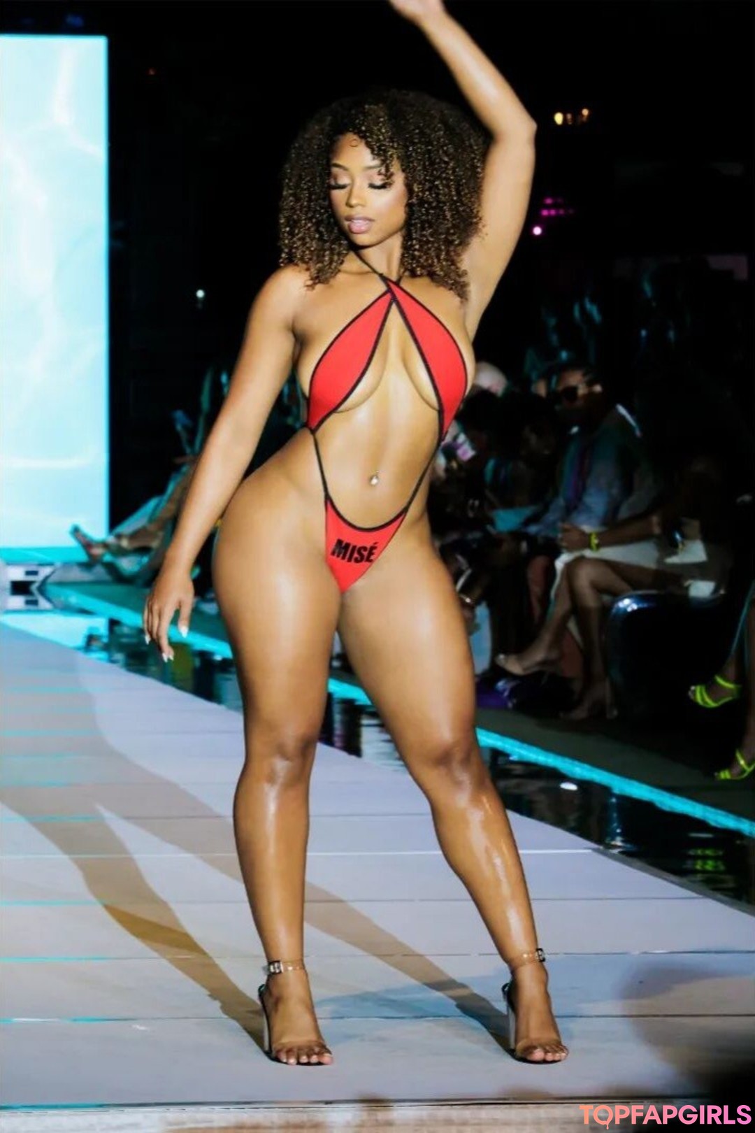 Kathryn Celestre アダルトモデル ギャラリー