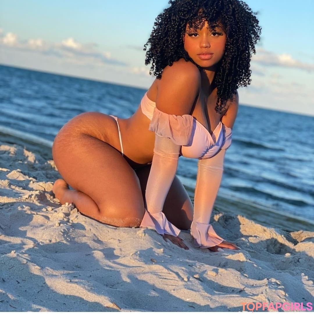 Kathryn Celestre profile image