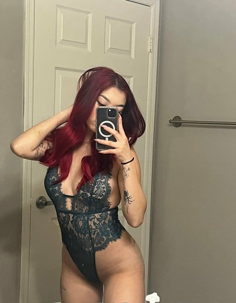 女子高生OnlyFans 美しいヌード 写真