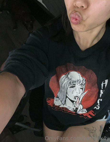 ランジェリーベイビーOnlyFans セクシーヌード 写真