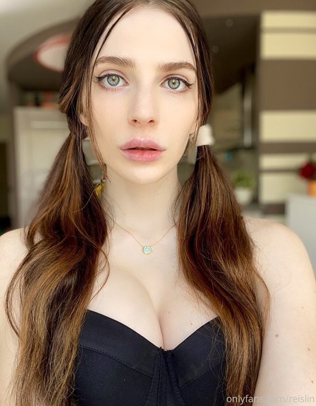 小人エボニーOnlyFans 限定 写真