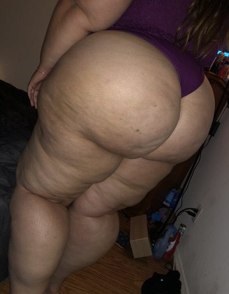 痩せた金髪の熟女OnlyFans 裸 写真