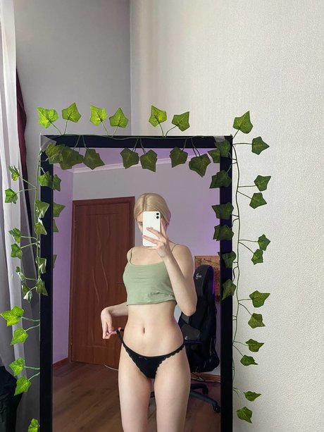 Allotropp ホットなモデル ギャラリー