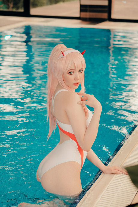 濃厚なラテン系熟女OnlyFans アダルト 画像