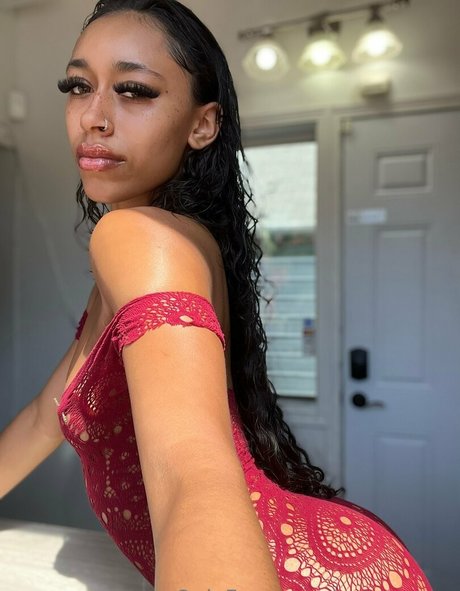 OnlyFansの無料動画 セックス 画像