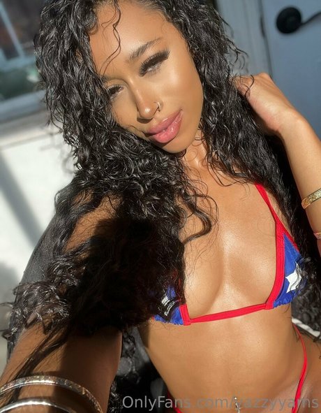 ゴスアジアンOnlyFans 裸 ギャラリー