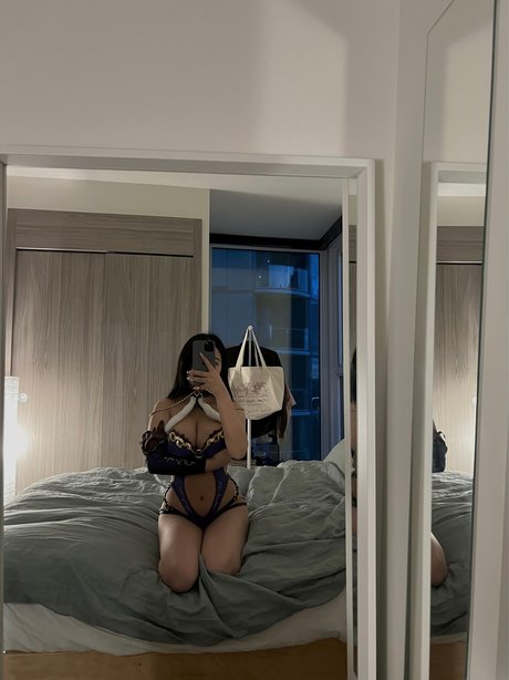 Yeonaxo ポルノスター ホット 写真