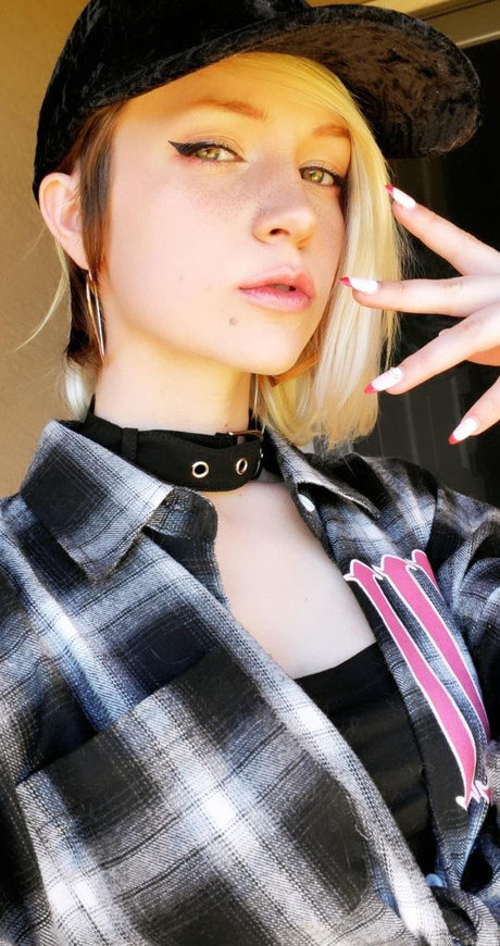 ライブストリーミングOnlyFans アートヌード 写真