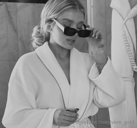 Zolotovaver ポルノモデル 写真