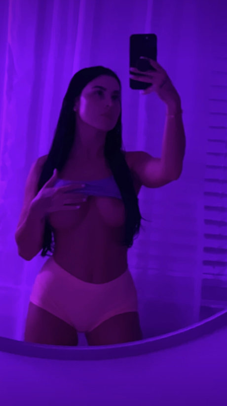 Devorah Roloff ホットなモデル ギャラリー