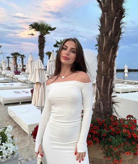 曲線美のティーンズOnlyFans 無料xxx 画像